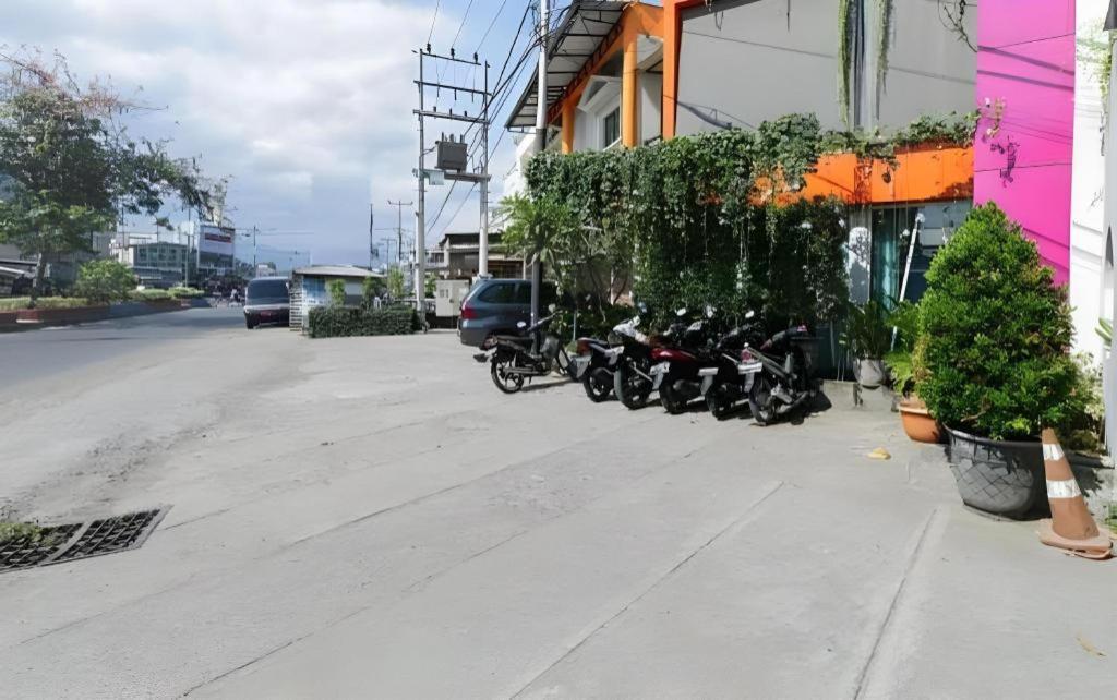 Nutana Hotel Mataram Buitenkant foto
